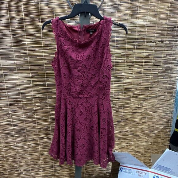 City Studio Juniors Womens Lace Overlay Mini Fit & Flare Dress Size 7 - Picture 1 of 2